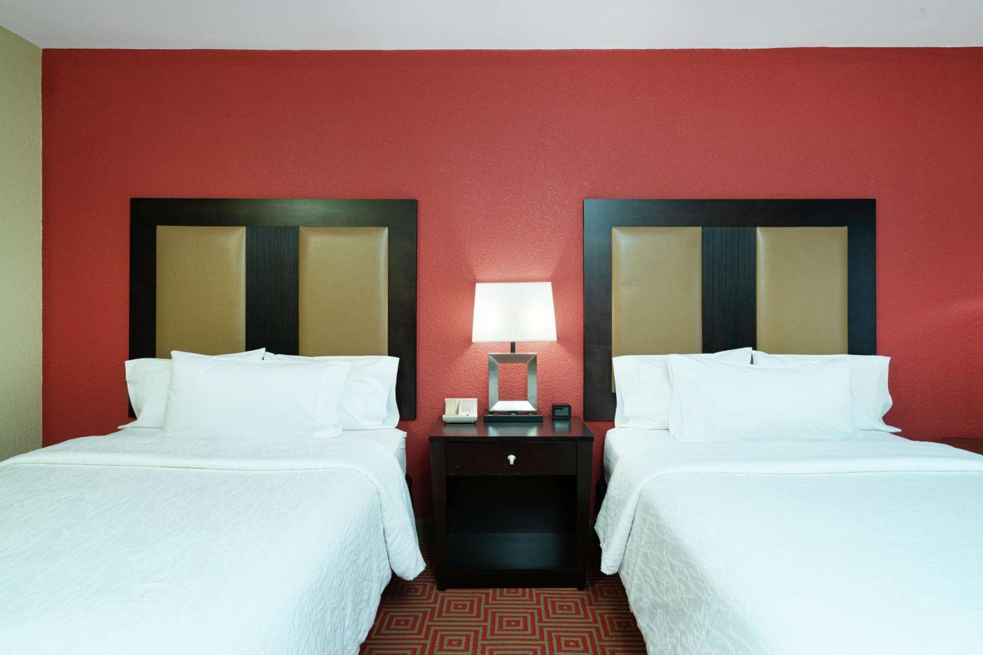 Hilton Garden Inn ドールトン エクステリア 写真