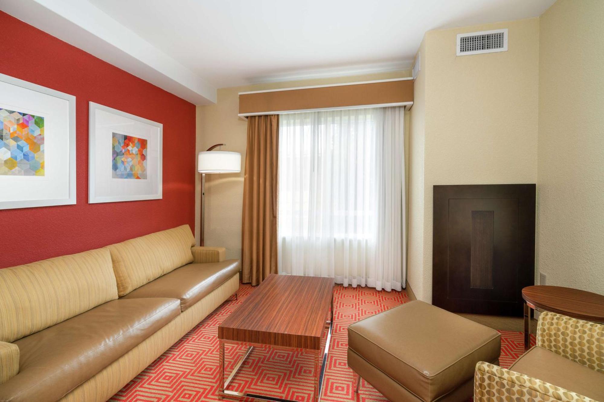 Hilton Garden Inn ドールトン エクステリア 写真