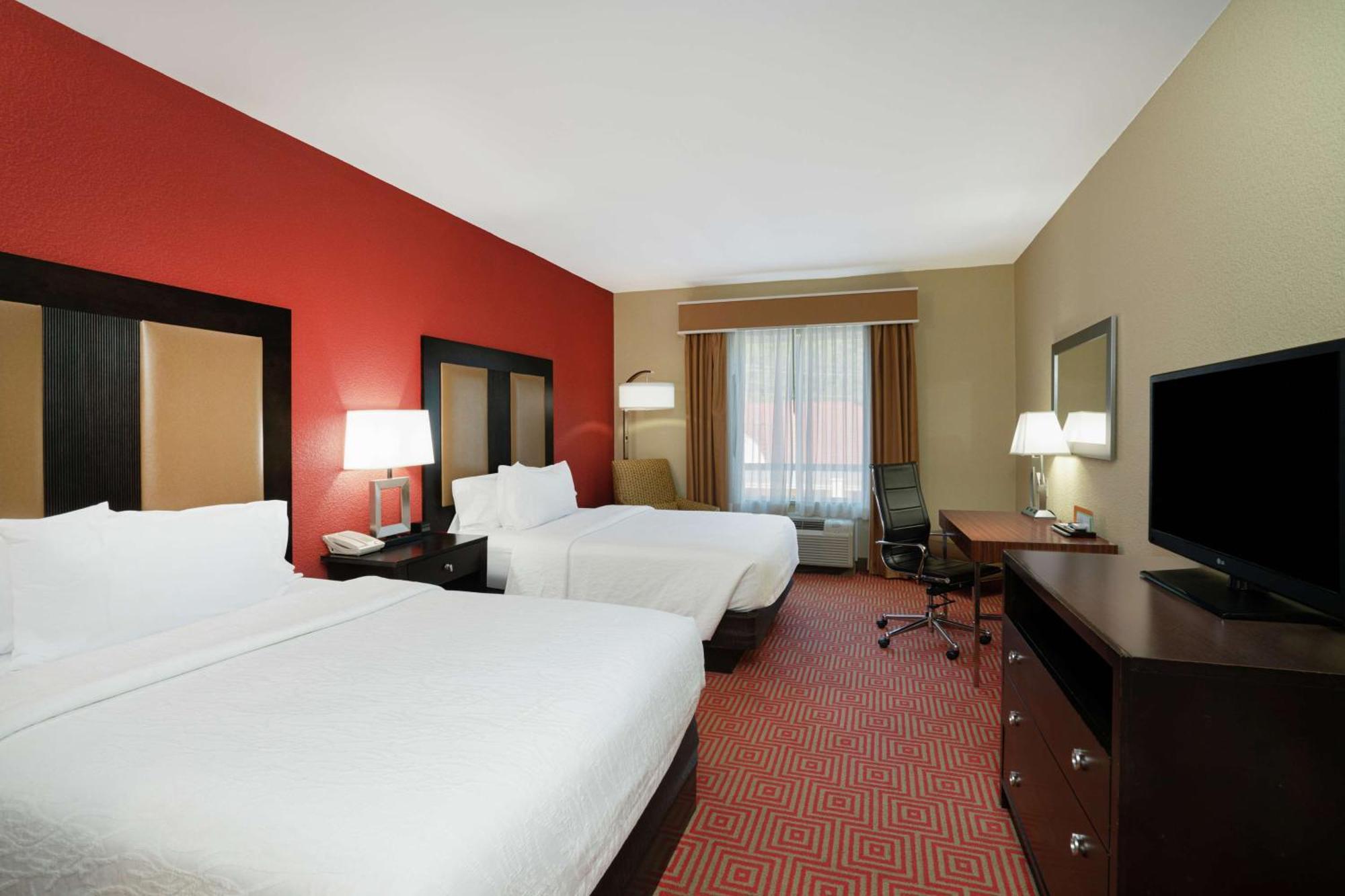 Hilton Garden Inn ドールトン エクステリア 写真