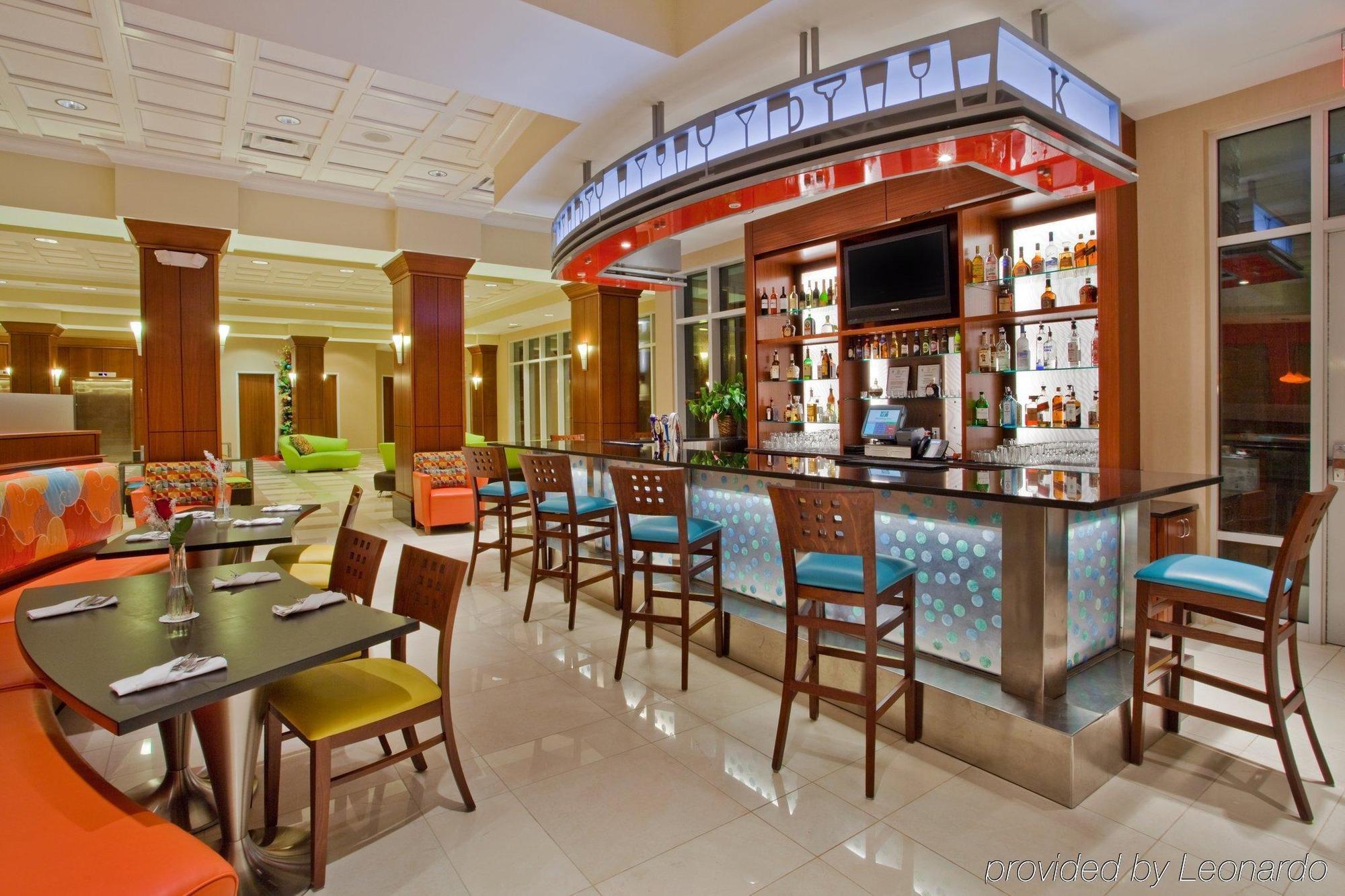 Hilton Garden Inn ドールトン レストラン 写真